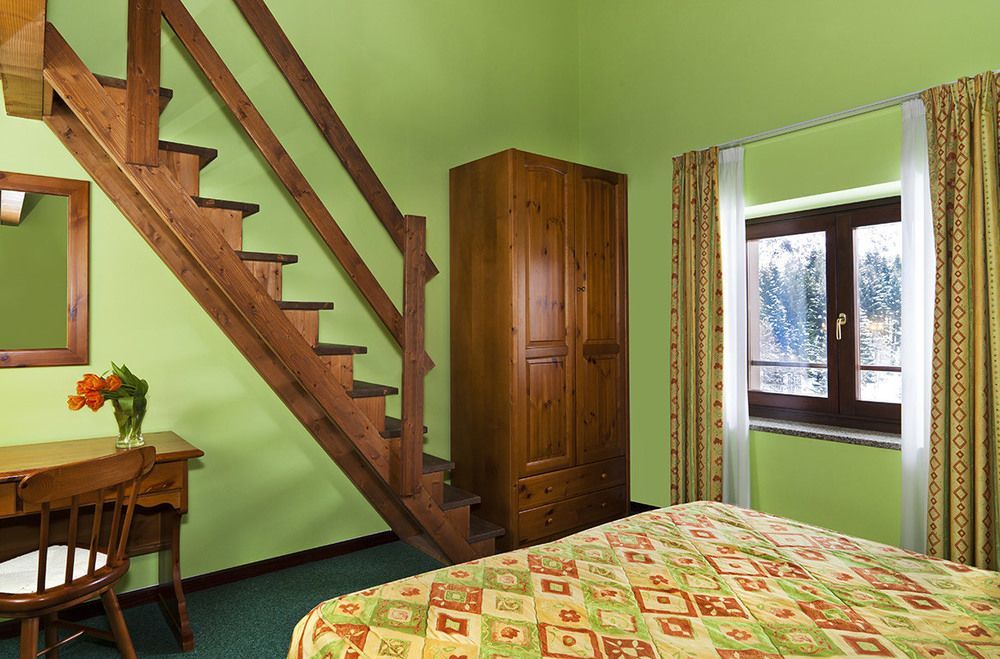 Hotel Beau Site Brusson Esterno foto