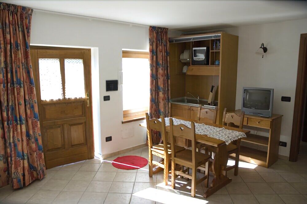 Hotel Beau Site Brusson Esterno foto